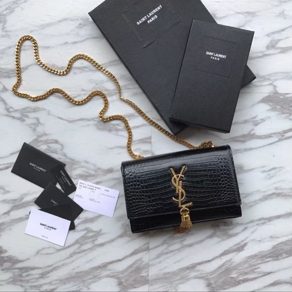 Yves Saint Laurent Shoes - Saint Laurent Kate Medium Tassel